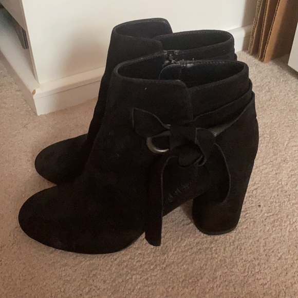 Sole Society Black booties size 7.5 suede - Picture 2 of 4